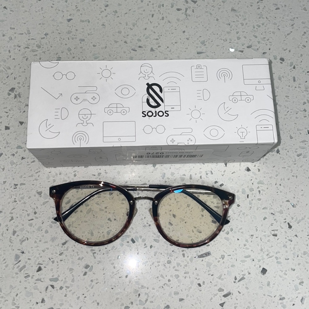 Blue blocker glasses